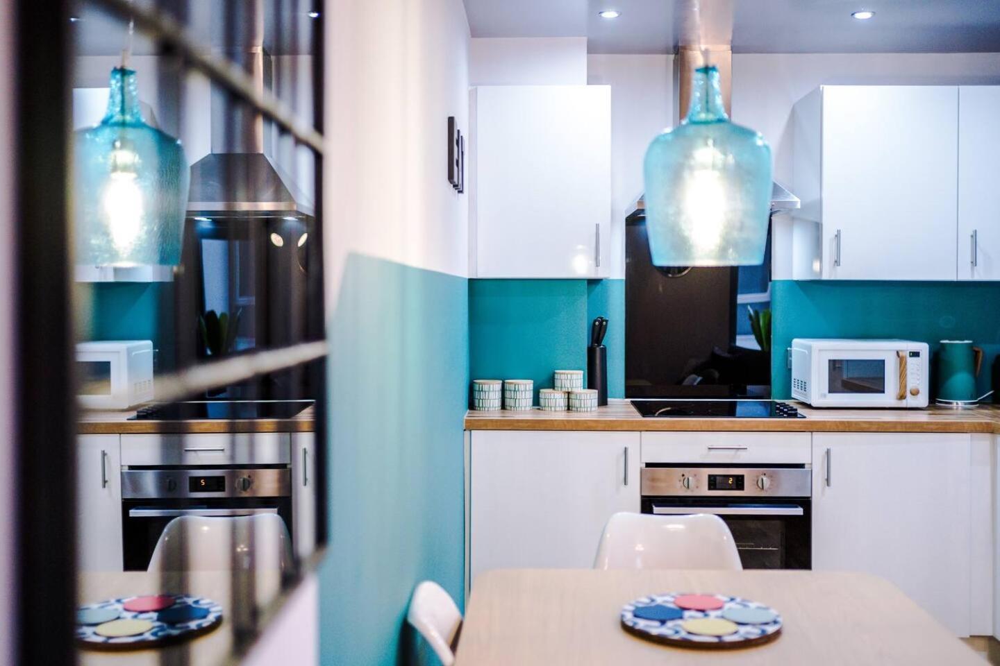 High Reviewed 1-Bed With Parking Central Location Liverpool Exterior foto