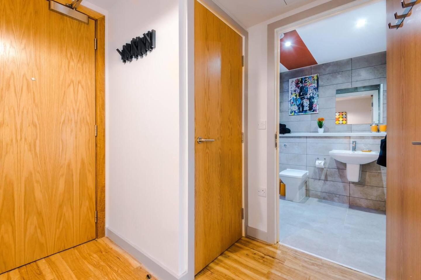 High Reviewed 1-Bed With Parking Central Location Liverpool Exterior foto