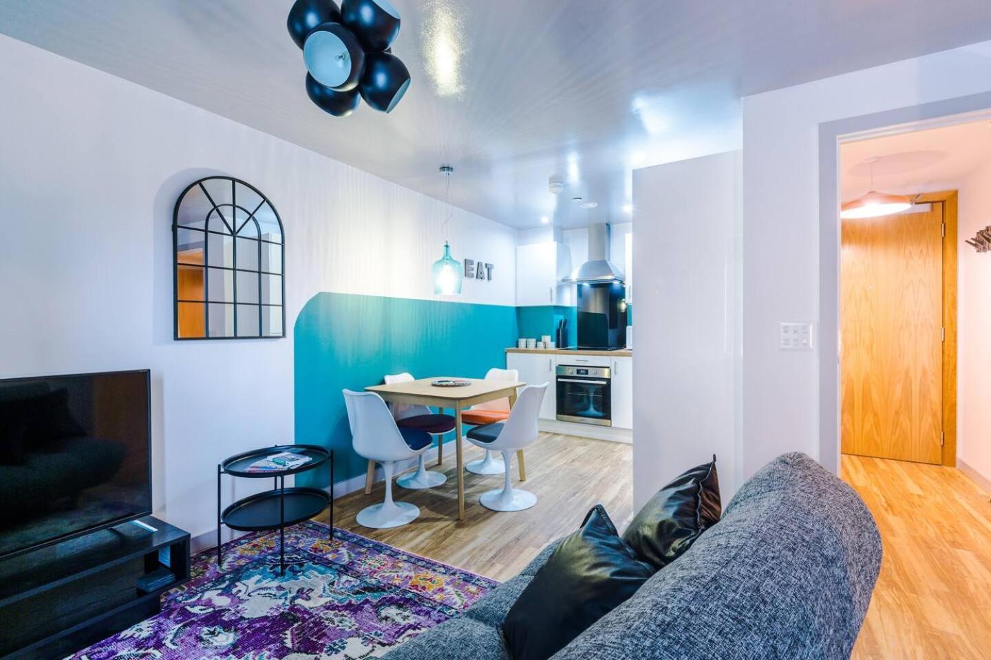 High Reviewed 1-Bed With Parking Central Location Liverpool Exterior foto