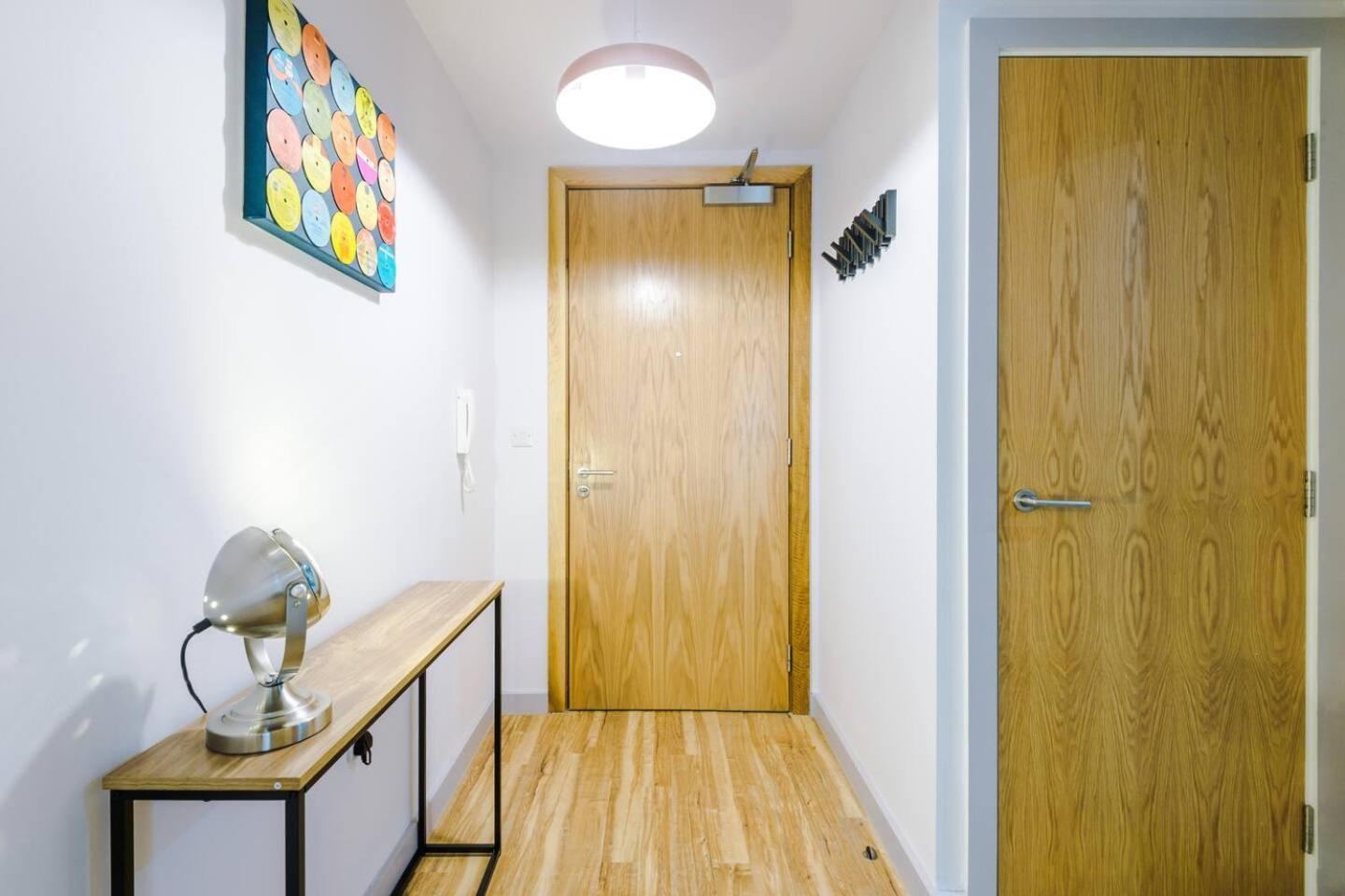 High Reviewed 1-Bed With Parking Central Location Liverpool Exterior foto
